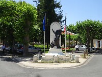 Het monument voor de gevallen soldaten