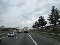 In de file