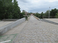 De Romeinse brug nu alleen voor voetgangers