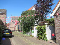 Door de Schapenstraat waar het huis van opa Ouderling staat.