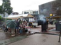 Aal roken voor een broodje paling