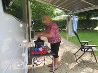 Bep aan de was met de hand