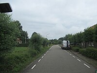 Door het dorp Lenningsheuvel