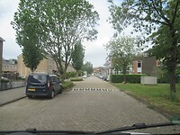 Rijden onze straat in