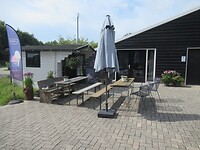 De uitspanning van de camperplaats, àlles zelfbediening