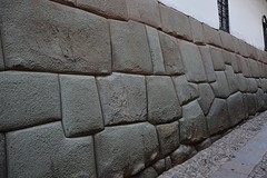 Inca muren die precies passen
