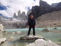 Raquel op Torres del Paine