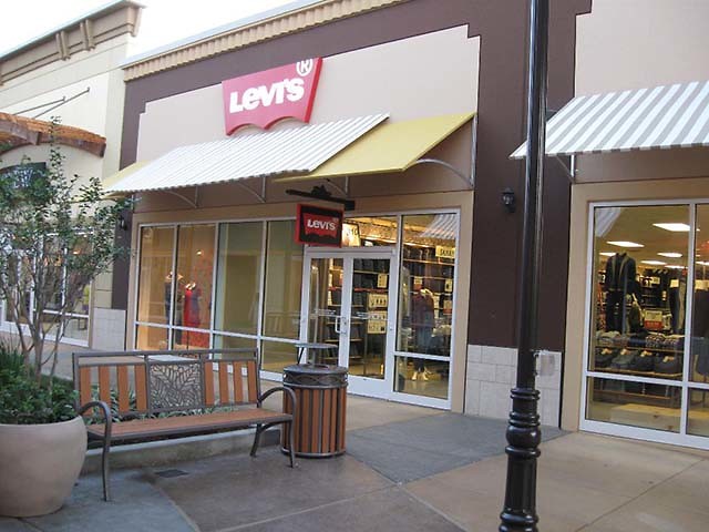 Levis