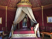 de ‘mooie’ slaapkamer van Josephine, waar ze ook overleed