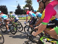 daar is de gele trui Greg Van Avermaet
