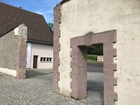 Waar de poort van Ravensbruck stond