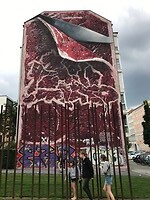 Mooie muurschildering aan de Bernauerstrasse
