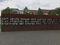 Foto’s van de slachtoffers van de mislukte vluchtpogingen