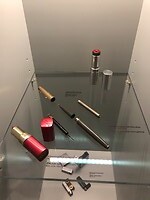Lippenstift en andere spionnenobjecten