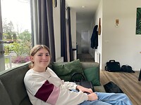 Marie in ons huisje
