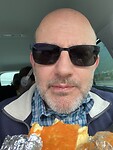 Een oranje Tompoes