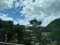 Die sonne is zuruck