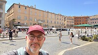 Koen aan de piazza Navone met alle fonteinen in renovatie