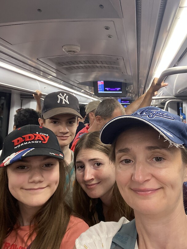In de nog rustige metro