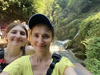 Bij de waterval