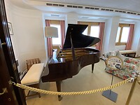 Piano waarop oa Diana en Margaret speelden