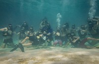 Groepsfoto's op 10 meter diepte zijn de beste groepsfoto's