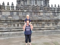 Stunten bij de Prambanan tempel
