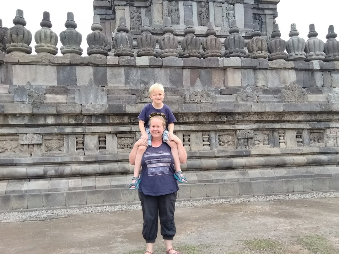 Stunten bij de Prambanan tempel