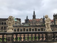 “Zwinger”