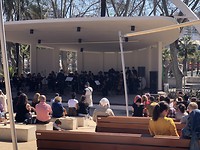 Openlucht concert.
