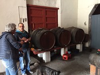 Chateau migraine rechtstreeks van de boer. €1,10 per liter.