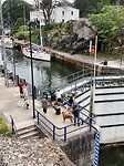De nieuwe, huidige sluis.