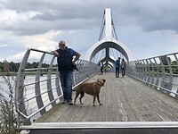 Fiets- en wandelbrug.