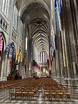 Binnen in kathedraal
