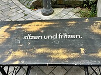 Sitzen und fritzen