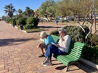 Samen boekje lezen.