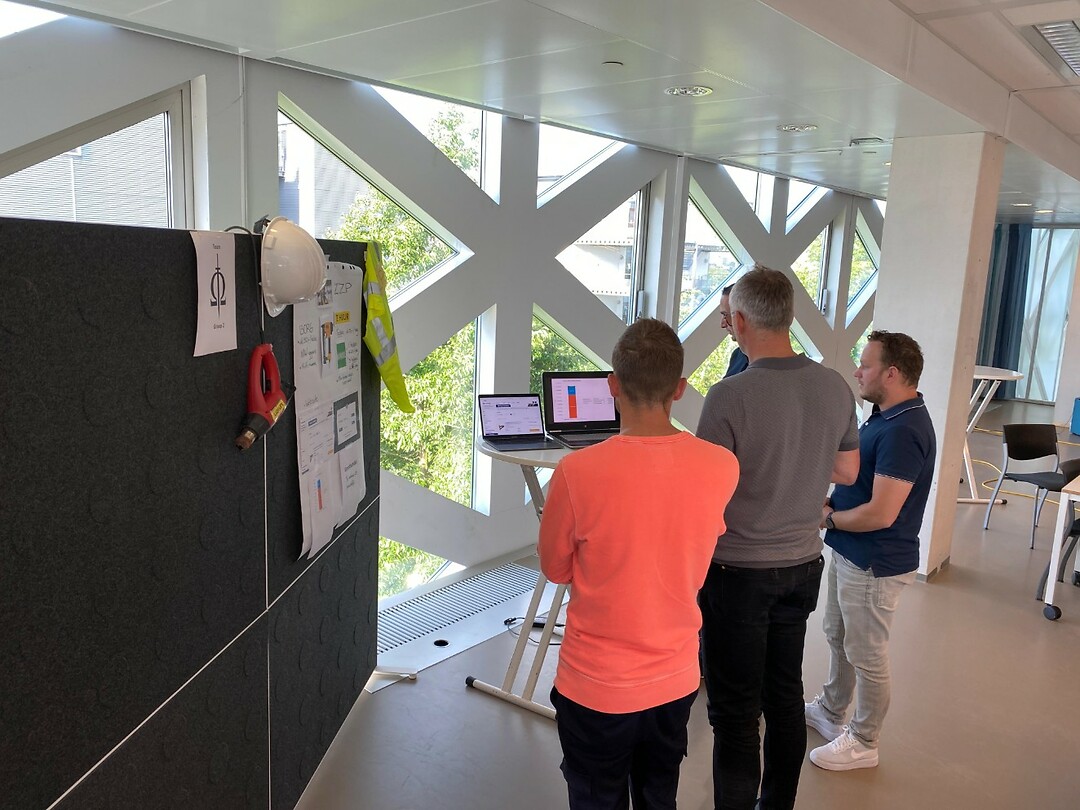 Hackaton - presentatie prototype aan Hemmink