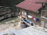 Peruaans Huisje met Mais en de was