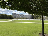 Van buitenaf een mooi gebouw