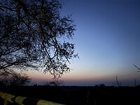 De avond valt …