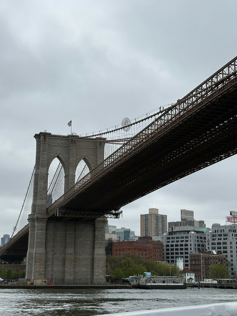 Brooklyn bridge