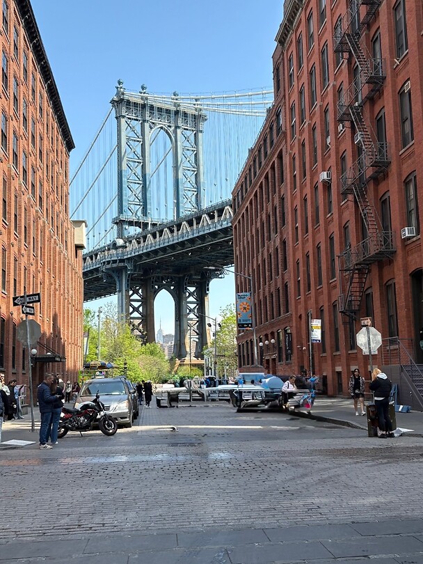 Manhattan Bridge