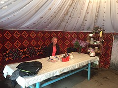 Lunchen in een yurt