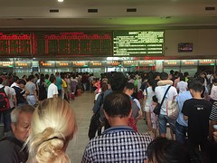 Wachtrij op het treinstation van Changsa
