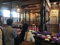 Offer ritueel Tempel van de Tand