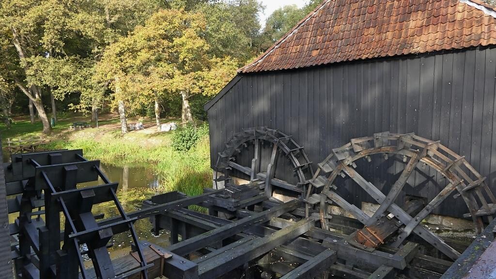 221019 dubbele watermolen