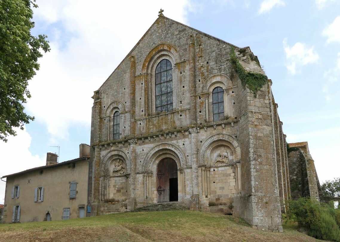 240823 Vieux Parthenay St-Pierre I
