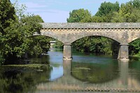 240828 La Tiffardière bruggen over Sèvre