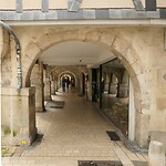 240905 La Rochelle Arcades Rue des Merciers