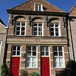 241004 Grave Dorsche gevel